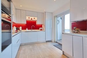 Photo 24- click for photo gallery